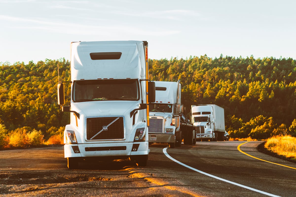 KL WORTHY TRUCKING LLC